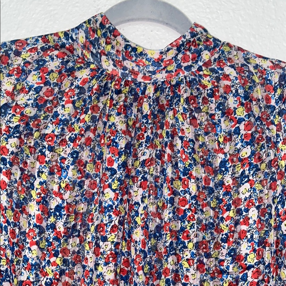 H&M Red and Blue Blouse with Mandarin Collar and Pleated Style